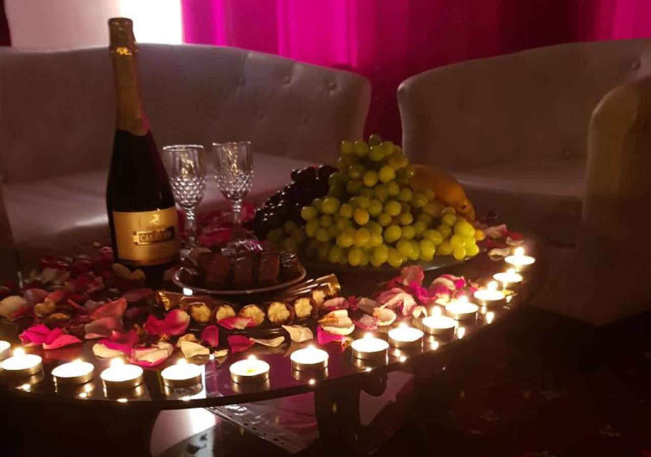 Emperum Nelson Hotel Chisinau Ngoại thất bức ảnh